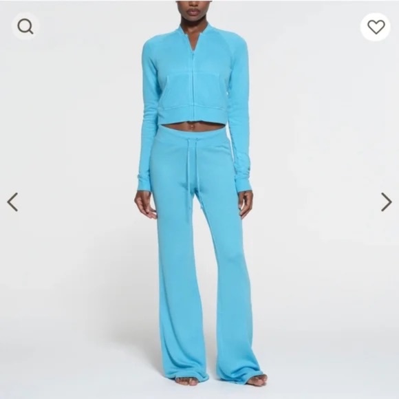 EUC SKIMS Large French Terry Flare Pant Size Medium - Picture 8 of 8